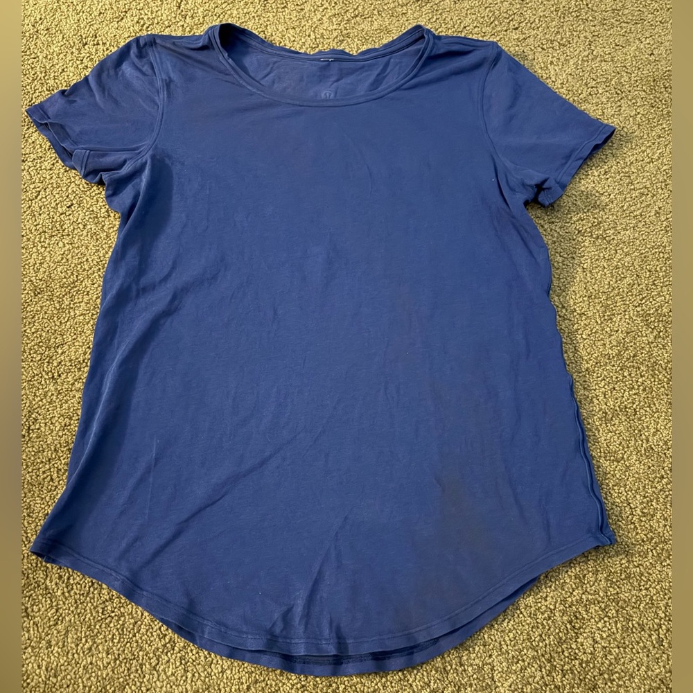 Lululemon Love T
Size 4